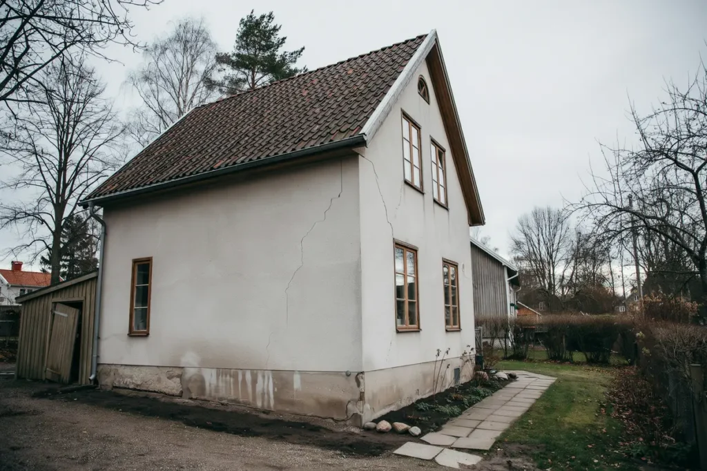 husgrund i riskzonen s uppt cker du s ttningar i tid och v ljer r tt tg rd