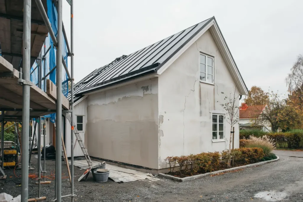 putsa fasaden r tt s v ljer du puts planerar arbetet och undviker sprickor